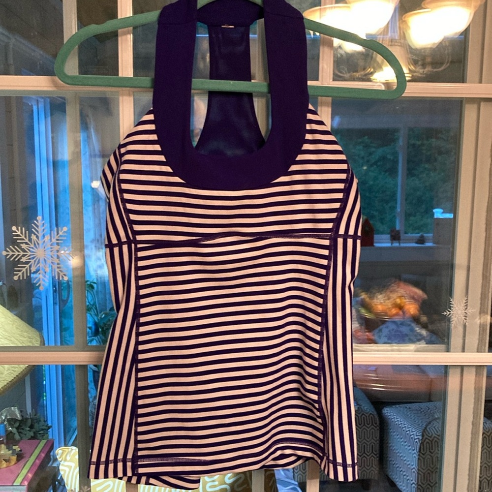 LULU LEMON racer back tank, stretchy striped sleeveless. Very well made.